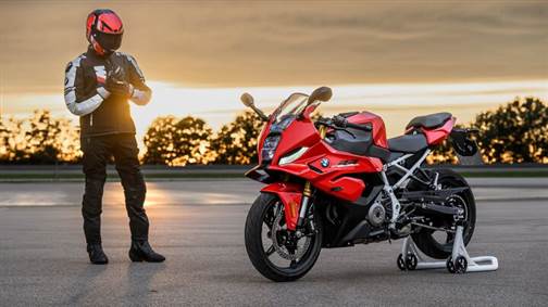 موتورسیکلت اسپرت BMW F 450 RR مدل ۲۰۲۷ با طراحی الهام‌گرفته از S 1000 RR